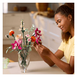LEGO® Botanicals Pretty Pink Flower Bouquet