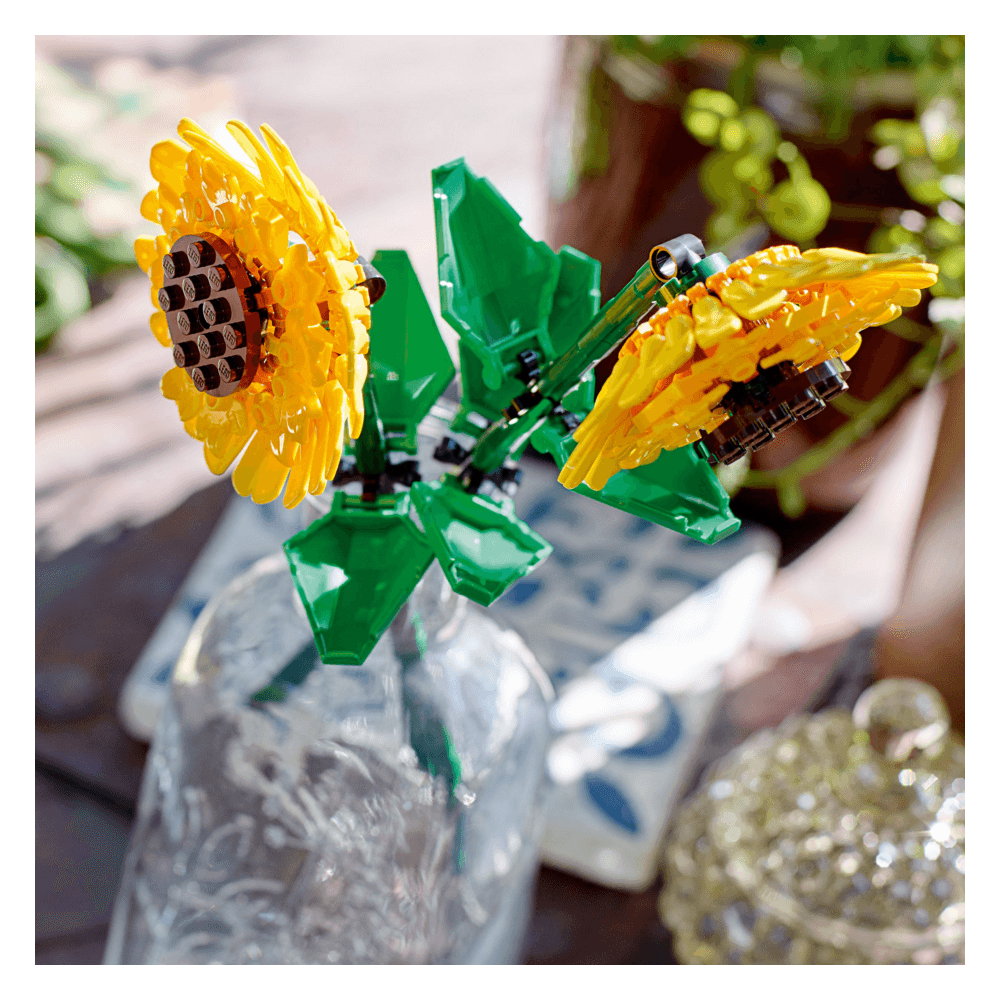 LEGO® Botanical Sunflowers 25cm