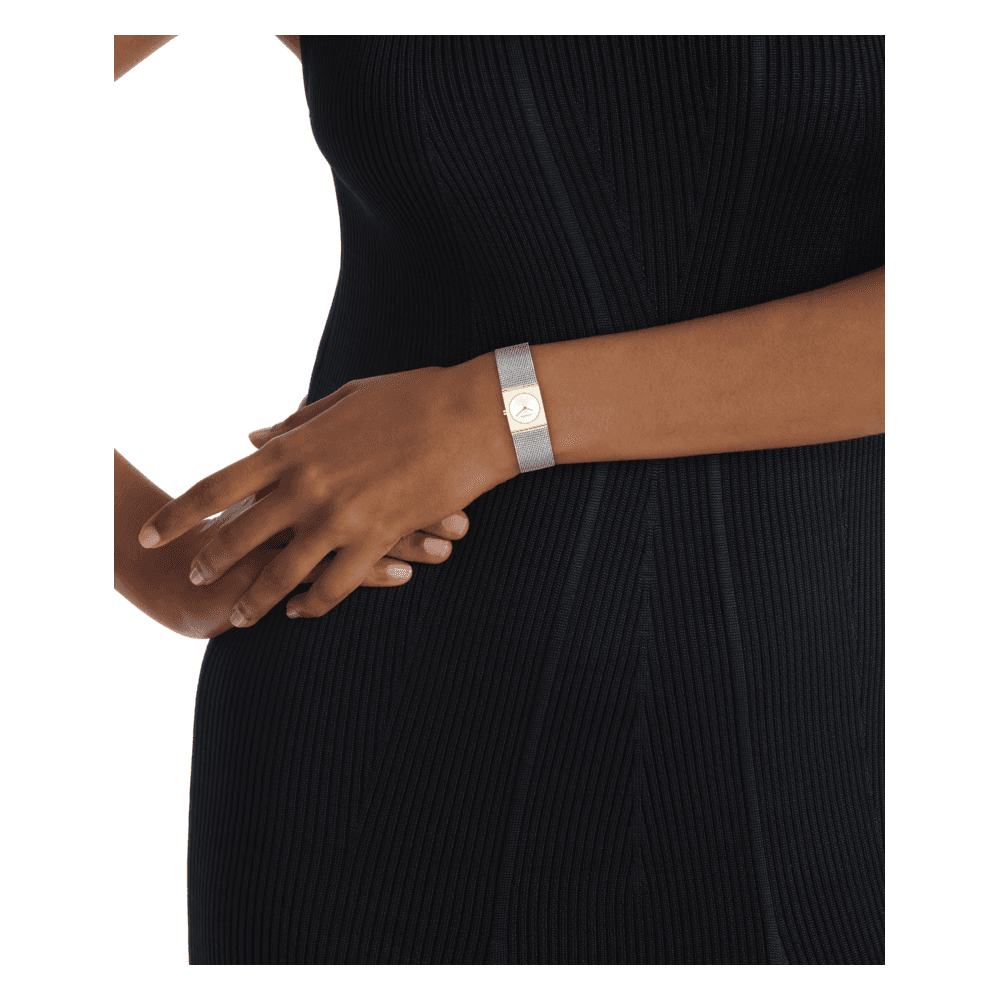 Ionic ur 
Gold steel bracelet