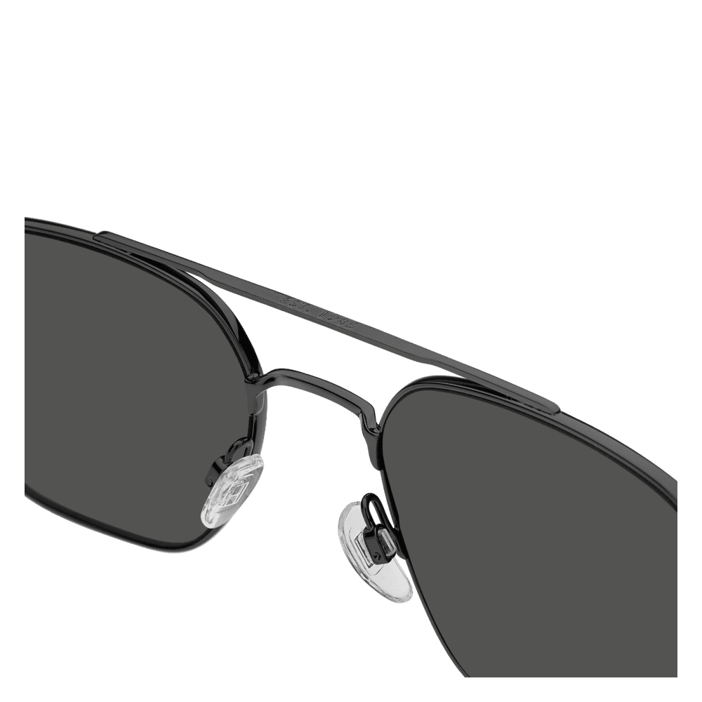 Ruthenium Black Solbriller
Grey lenses