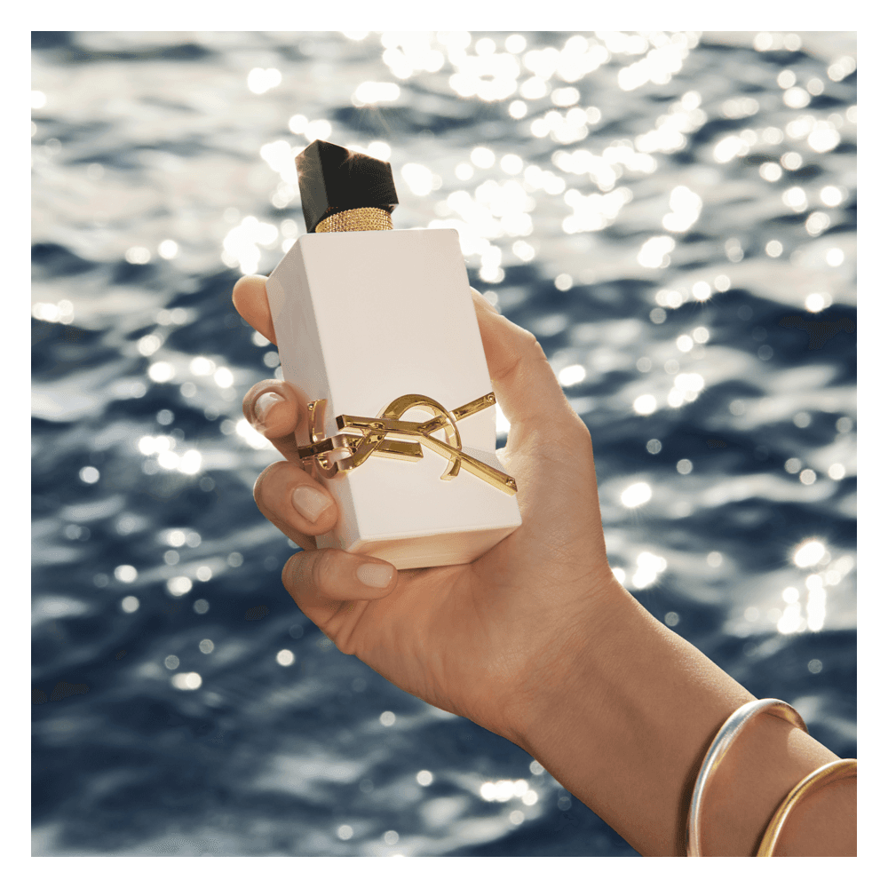 Libre L'Eau Nue